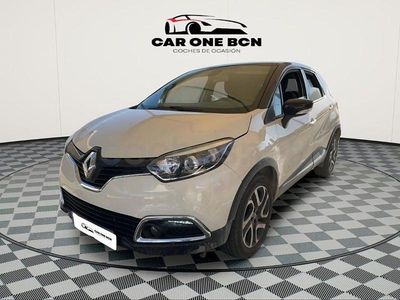 Usado Renault Captur Zen 120 CV (88 kW) 2017 Beige SUV