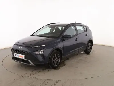 Usado Hyundai Bayon Pure 84 CV (61 kW) 2022 Gris SUV