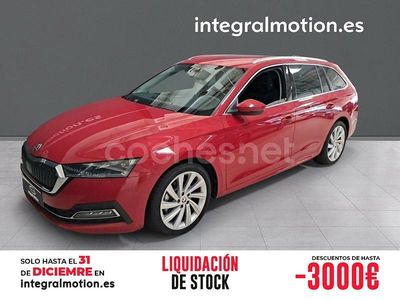 Rojo Usado 2021 Skoda Octavia Style Familiar | 20.900 € (Caro)