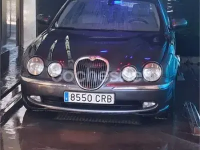 Usado Jaguar S-Type Executive 200 CV (147 kW) 2003 Negro Berlina