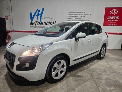 Usado Peugeot 3008 Active 115 CV (84 kW) 2014 Blanco Familiar