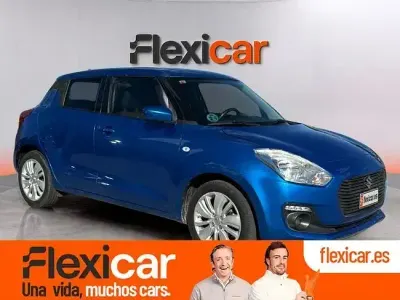 Usado Suzuki Swift 111 CV (81 kW) 2019 Azul Utilitario