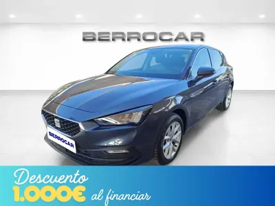 Usado Seat Leon Style 116 CV (85 kW) 2025 Gris