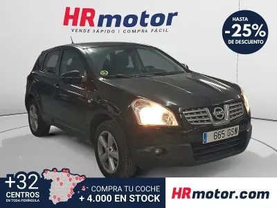 Usado Nissan Qashqai Visia 107 CV (78 kW) 2010 Negro SUV