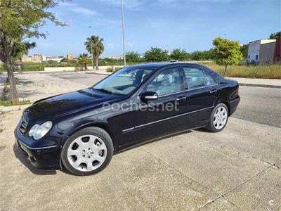 Käytetty Mercedes C320 Elegance 224 HP (164 kW) 2006 Musta Sedan