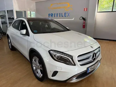 Usado Mercedes GLA200 Style 136 CV (100 kW) 2016 Blanco SUV