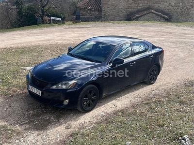 Usado Lexus IS220d President Line 177 CV (130 kW) 2006 Azul Berlina