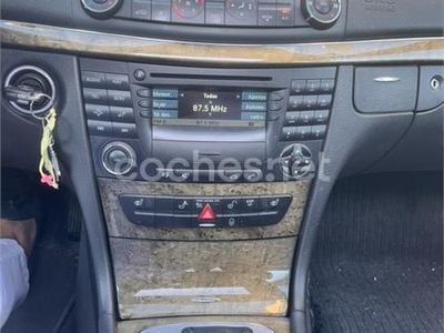 Mercedes E220