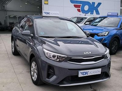 Gris Usado 2022 Kia Stonic SUV | 16.500 € (Un poco caro)