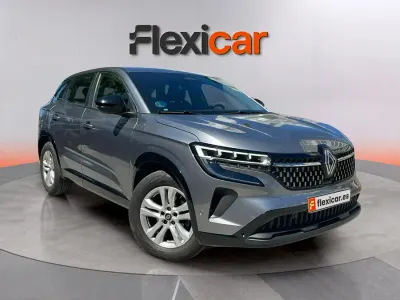 Käytetty Renault Austral Equilibre 140 HP (102 kW) 2023 Harmaa Katumaasturi