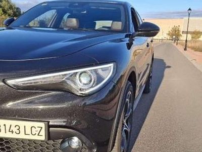 Negro Usado 2020 Alfa Romeo Stelvio SUV | 28.990 € (Caro)
