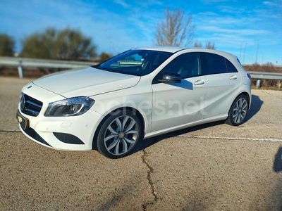 Blanco Usado 2014 Mercedes A200 Urban Berlina | 16.490 € (Un poco caro)