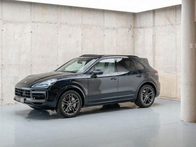 Käytetty Porsche Cayenne Turbo 550 HP (404 kW) 2018 Sininen Katumaasturi