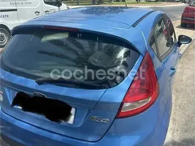 Usado Ford Fiesta Ambiente 68 CV (50 kW) 2009 Azul Berlina