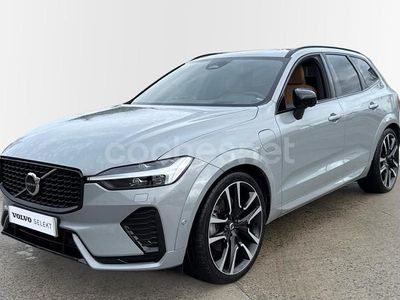Gris / plata Usado 2023 Volvo XC60 Ultimate SUV | 51.900 €