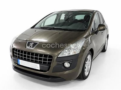 Usado Peugeot 3008 112 CV (82 kW) 2010 Marrón Familiar