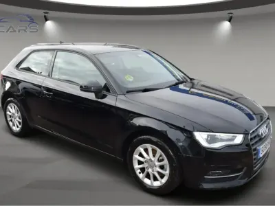 Usado Audi A3 Ambiente 105 CV (77 kW) 2014 Negro Utilitario