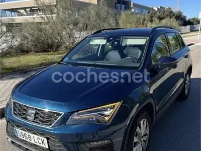 Usado Seat Ateca Style Plus 115 CV (84 kW) 2019 Azul SUV