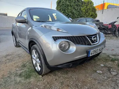 Usado Nissan Juke Acenta 110 CV (80 kW) 2012 Gris / plata SUV
