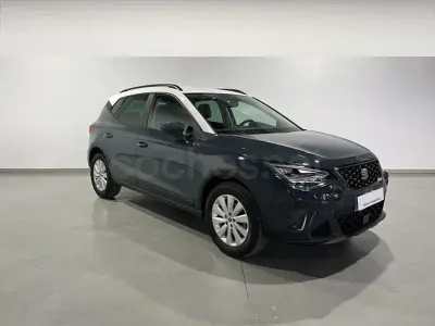 Usado Seat Arona Style 115 CV (84 kW) 2025 Blanco SUV