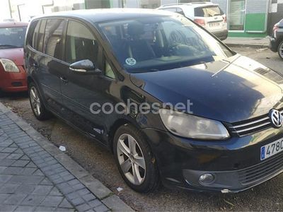 Usado VW Touran Edition 105 CV (77 kW) 2012 Negro Monovolumen