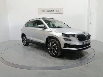 Usado Skoda Karoq 150 CV (110 kW) 2025 Gris / plateado SUV