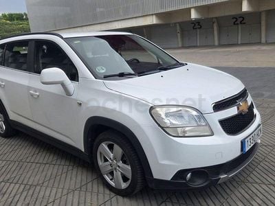 Usado Chevrolet Orlando LT 130 CV (95 kW) 2011 Blanco Monovolumen