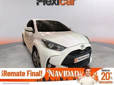 Blanco Usado 2024 Toyota Yaris Hybrid Active Berlina | 18.990 € (Buen precio)
