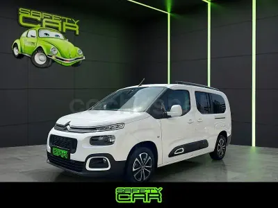 Usado Citroën Berlingo Shine 130 CV (95 kW) 2019 Blanco Monovolumen