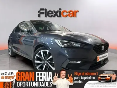 Używany Seat Leon FR 150 KM (110 kW) 2022 Niebieski