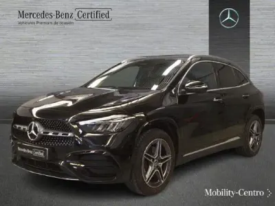 Usado Mercedes GLA250 218 CV (160 kW) 2025 Negro cosmos SUV