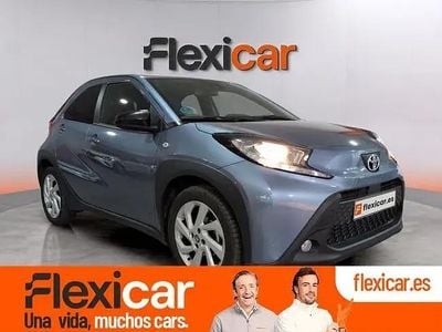 Begagnad Toyota Aygo 72 HK (52 kW) 2024 Blå
