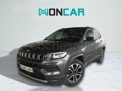 Usado Jeep Compass Limited 130 CV (95 kW) 2022 Gris / plata SUV
