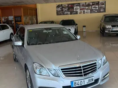Usado Mercedes E220