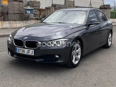 Usado BMW 318 143 CV (105 kW) 2015 Gris / plata Berlina