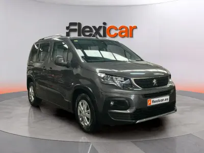 Usado Peugeot Rifter Active 131 CV (96 kW) 2020 Gris Monovolumen
