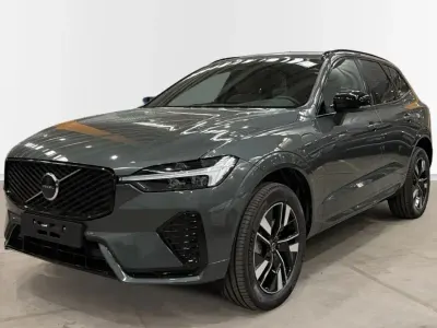 Usado Volvo XC60 Plus 350 CV (257 kW) 2026 Gris SUV