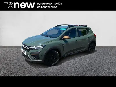 Usado Dacia Sandero Extreme 100 CV (73 kW) 2025 Verde Berlina