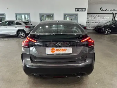 Usado Citroën C4 Feel 131 CV (96 kW) 2023 Gris / plata SUV