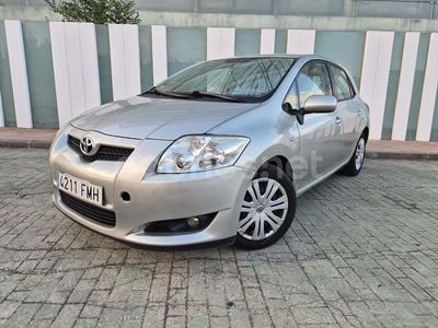 Marrón Usado 2007 Toyota Auris Luna Berlina | 2400 € (Precio justo)