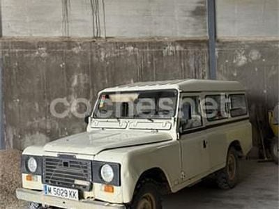 Usado Land Rover Defender 112 CV (82 kW) 1995 Beige SUV