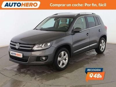 Usado VW Tiguan Sportline 140 CV (102 kW) 2014 Gris SUV