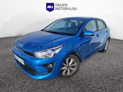 Usado Kia Rio 100 CV (73 kW) 2022 Azul Berlina