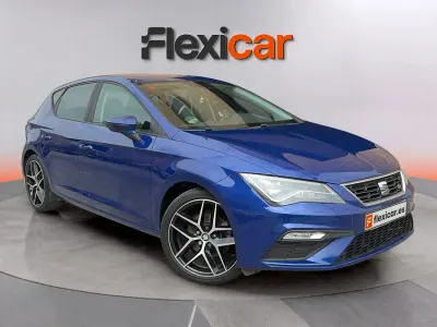 Usado Seat Leon FR 130 CV (95 kW) 2019 Azul Berlina