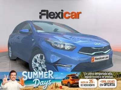 Usado Kia Ceed 100 CV (73 kW) 2024 Azul Utilitario