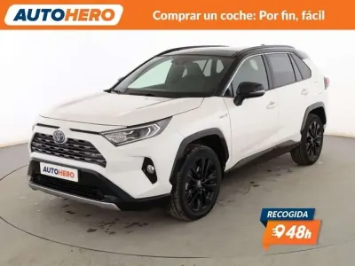 Usado Toyota RAV4 Hybrid Style 222 CV (163 kW) 2021 Blanco SUV
