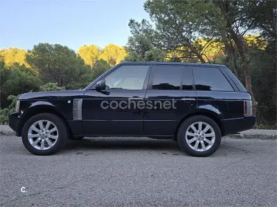 Begagnad Land Rover Range Rover Vogue 396 HK (291 kW) 2006 Blå SUV