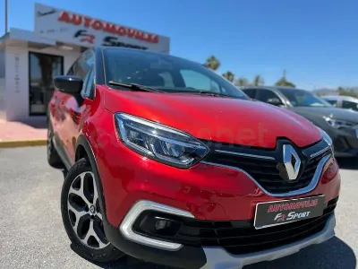 Usado Renault Captur LIMITED 90 CV (66 kW) 2018 Rojo SUV