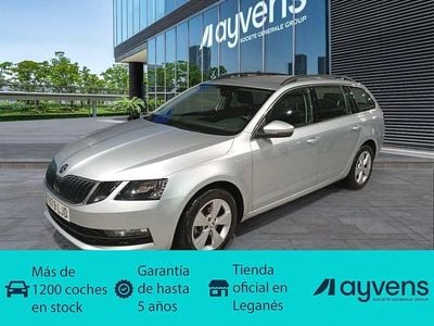 Usado Skoda Octavia Ambition 131 CV (96 kW) 2020 Gris Familiar
