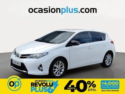 Usado Toyota Auris Active 90 CV (66 kW) 2014 Blanco Utilitario